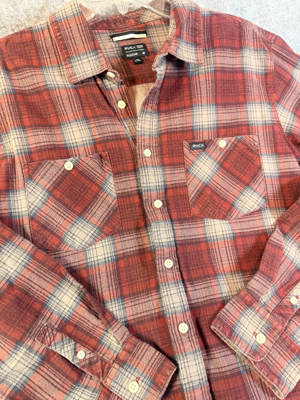 RVCA Plaid Flannel Shirt Men's Medium Regular Red Gray 100% Cotton Button Up